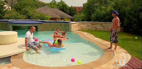  DDF Network Bikini babes artfully ass fucked and Dp ed in Swimming Pool